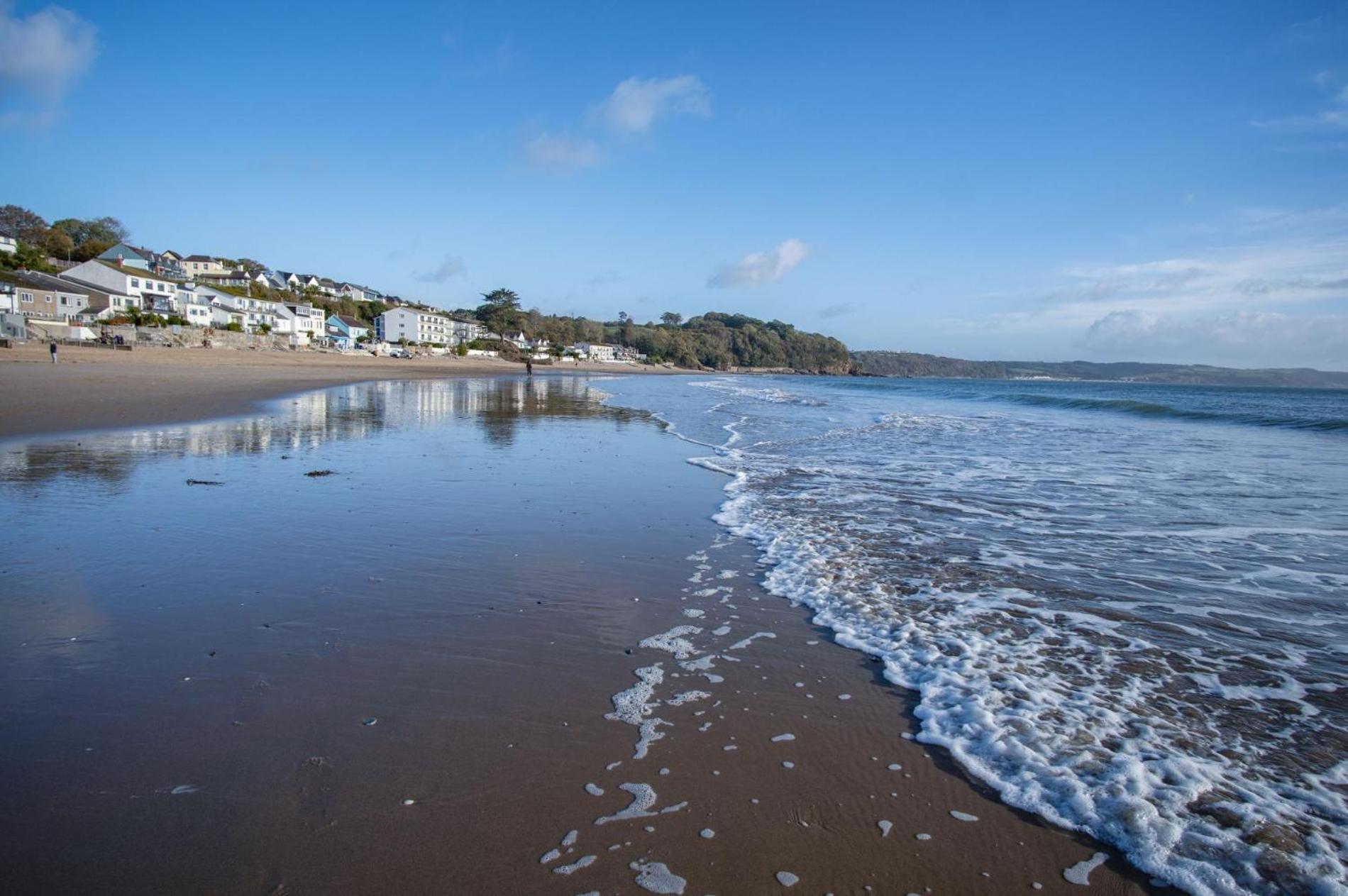 Ocean Cabins No 3 At The Square - Saundersfoot Room photo