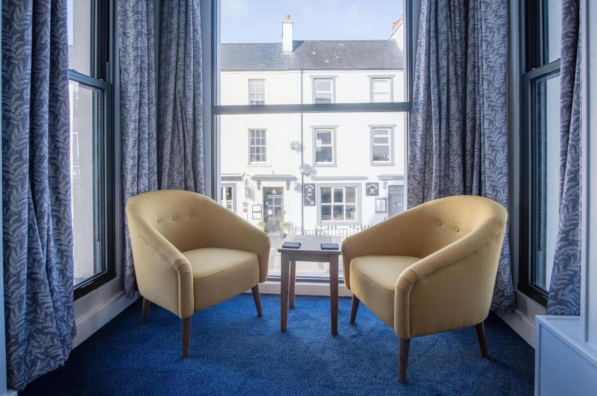 Ocean Cabins No 3 At The Square - Saundersfoot Room photo
