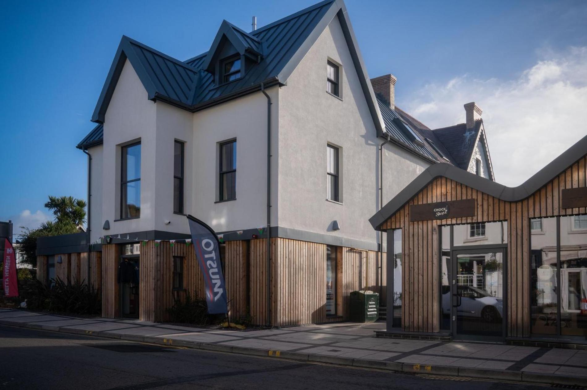 Ocean Cabins No 3 At The Square - Saundersfoot Room photo